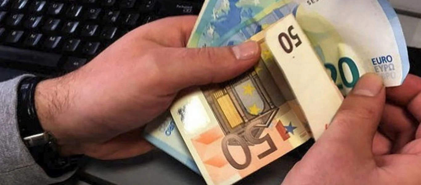 «Ανάσα» για τους μισθωτούς και τους συνταξιούχους - Οι ελαφρύνσεις που φέρνει το 2020